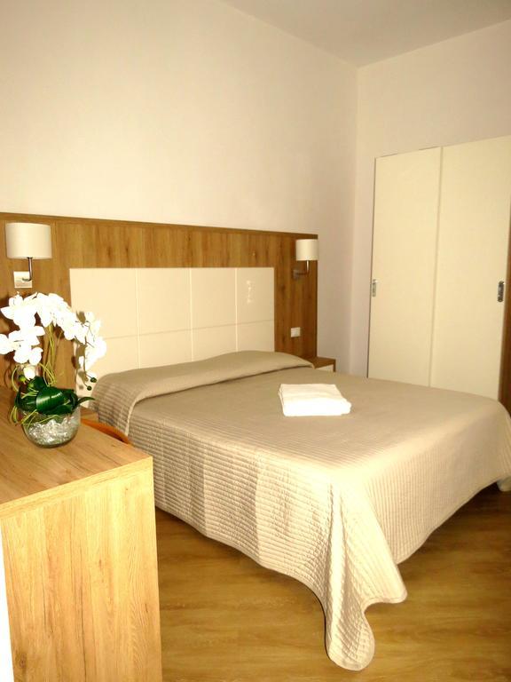Hotel Biagi & Residence Lido di Camaiore Rum bild