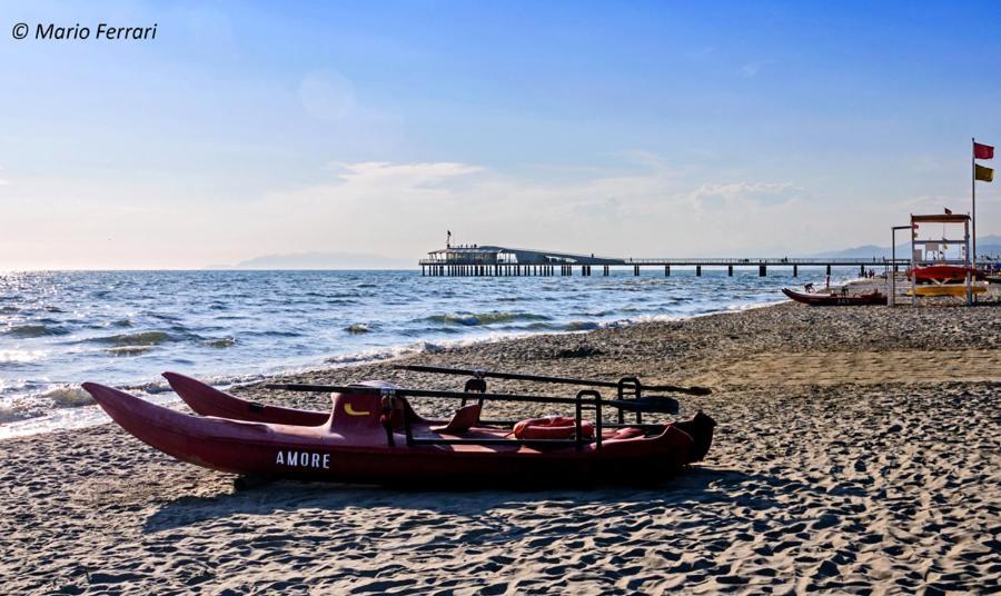 Hotel Biagi & Residence Lido di Camaiore Exteriör bild