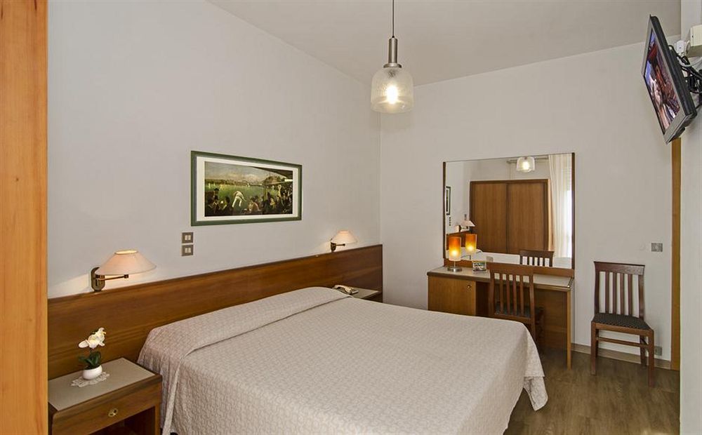 Hotel Biagi & Residence Lido di Camaiore Exteriör bild