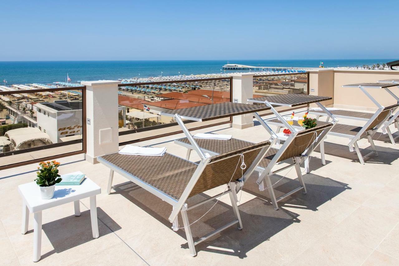 Hotel Biagi & Residence Lido di Camaiore Exteriör bild
