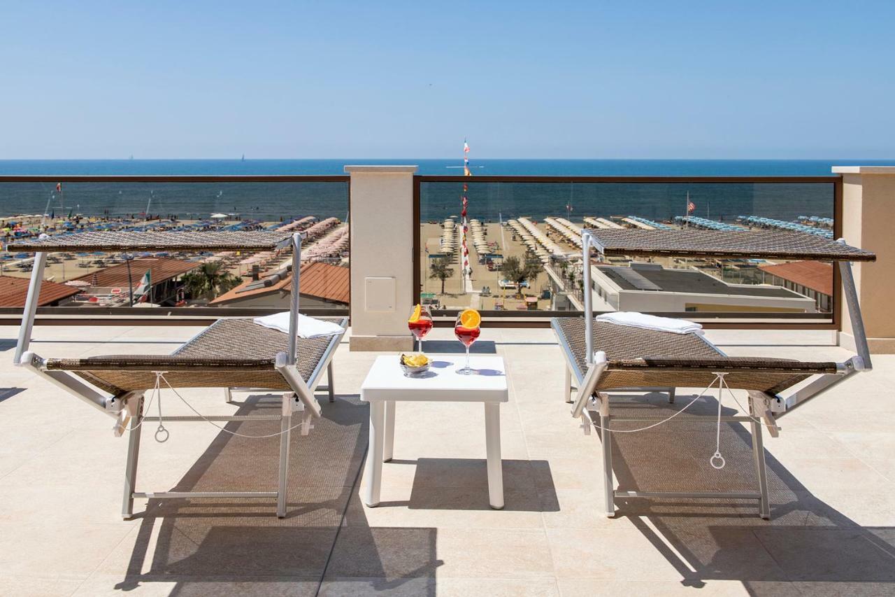 Hotel Biagi & Residence Lido di Camaiore Exteriör bild