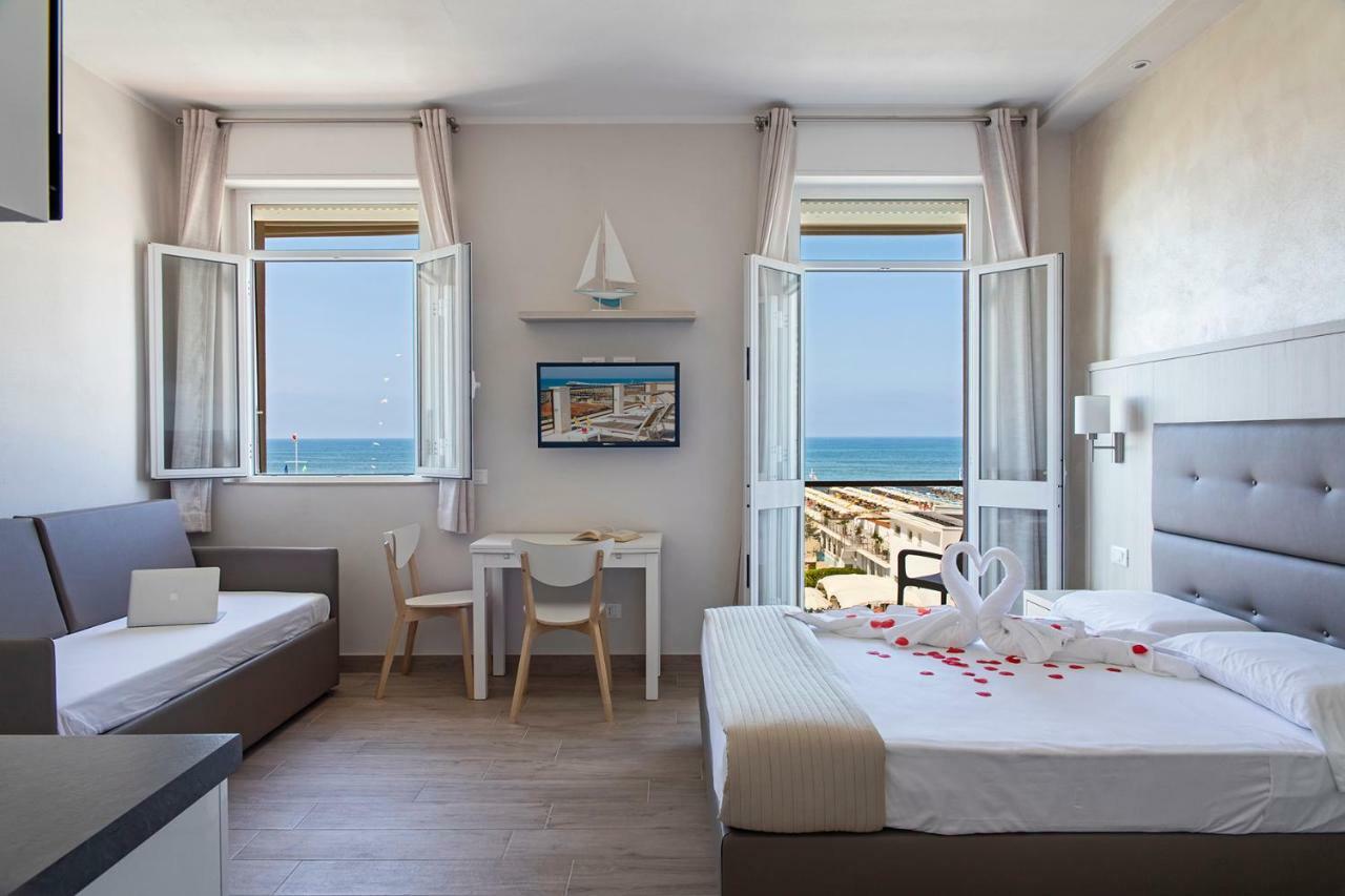 Hotel Biagi & Residence Lido di Camaiore Exteriör bild