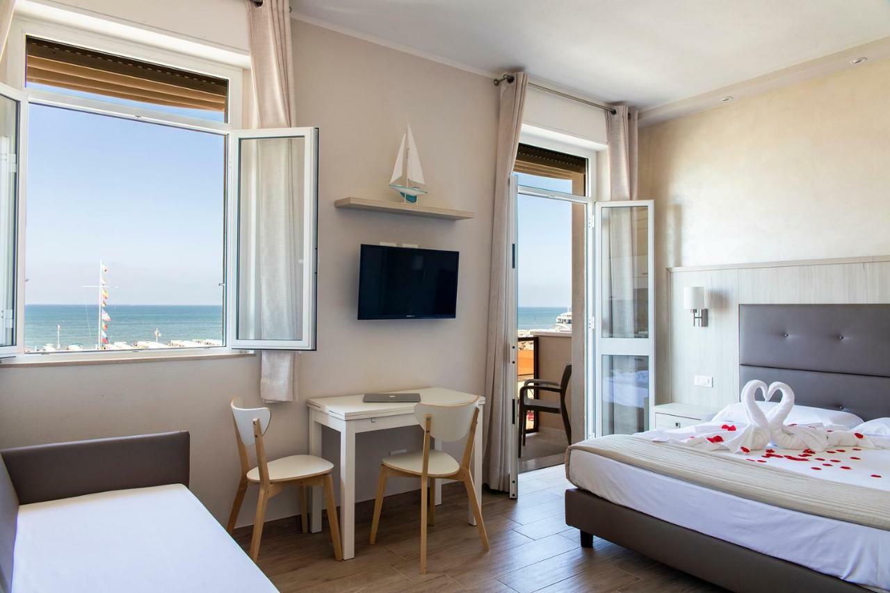 Hotel Biagi & Residence Lido di Camaiore Exteriör bild